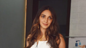 Photos: Kiara Advani snapped shooting in Juhu