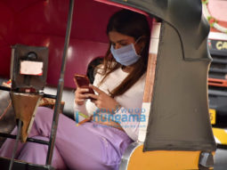 Photos: Pranutan Bahl snapped during a rickshaw ride in Juhu