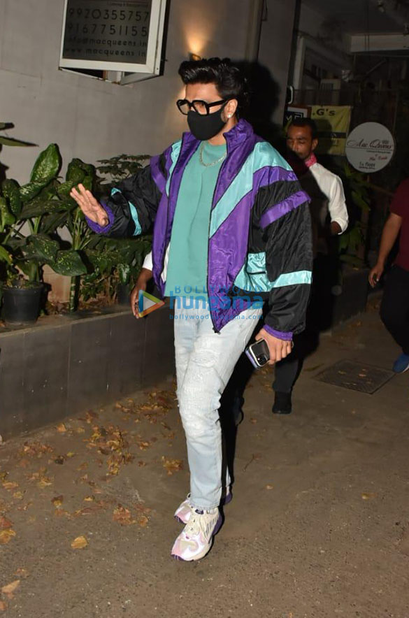 photos ranveer singh snapped in bandra 6 2