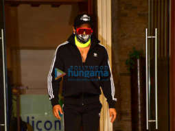 Photos: Ranveer Singh spotted at a clinic in Bandra
