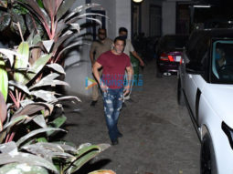 Photos: Salman Khan snapped in Bandra