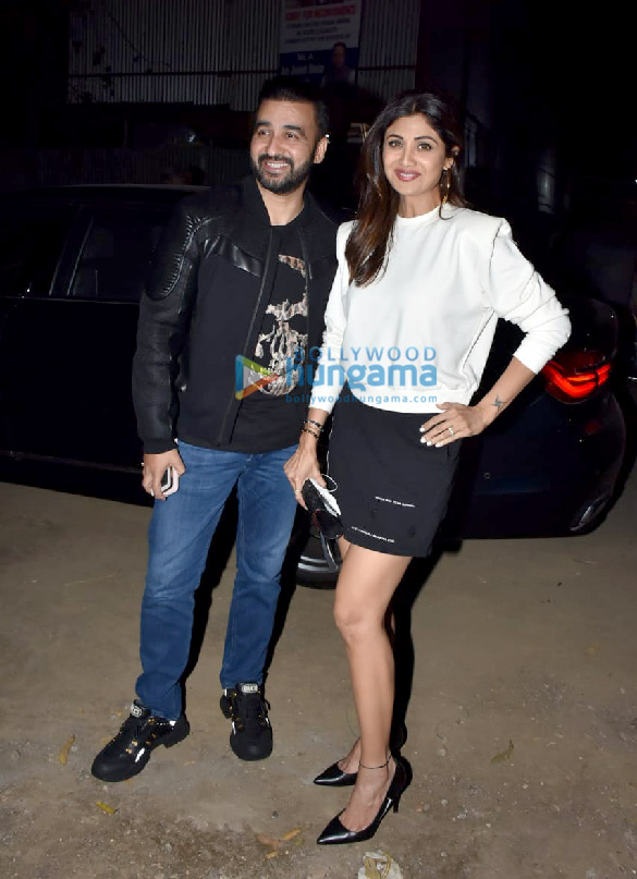 Photos: Shilpa Shetty and Raj Kundra snapped at Mizu restaurant in Bandra Photos: Shilpa Shetty and Raj Kundra snapped at Mizu restaurant in Bandra