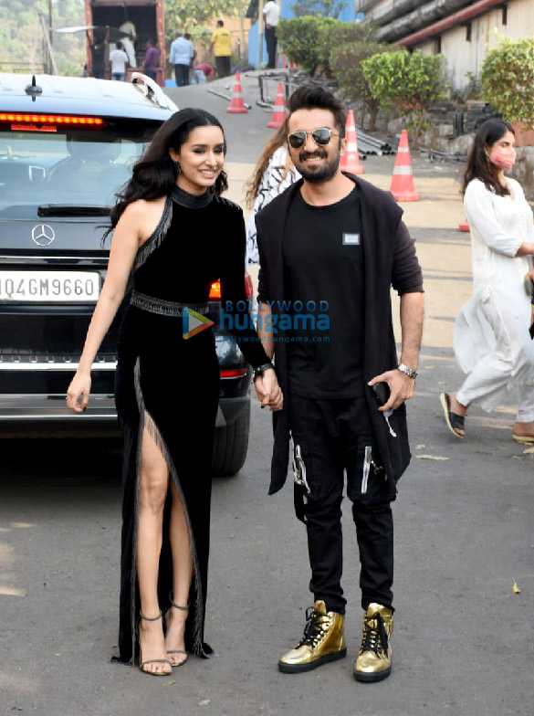 photos shraddha kapoor siddhant kapoor and others snapped at flimcity 2