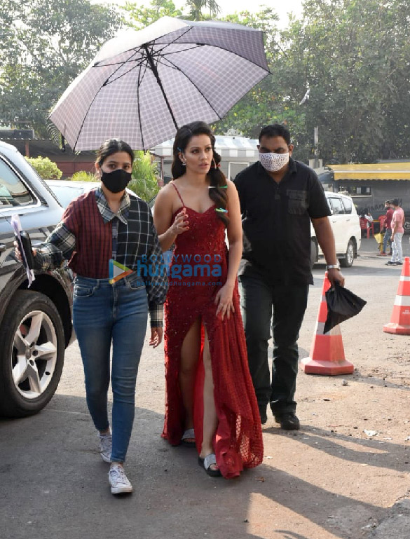 photos shraddha kapoor siddhant kapoor and others snapped at flimcity 7