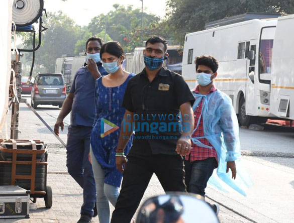 photos shruti haasan spotted on location in lokhandwala 6