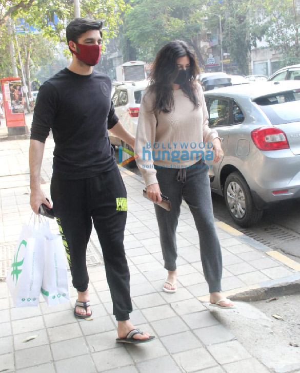 photos sushmita sen snapped in bandra 2 2