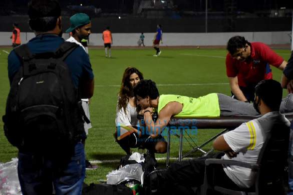 photos tiger shroff and disha patani snapped at football ground in bandra 0021 1