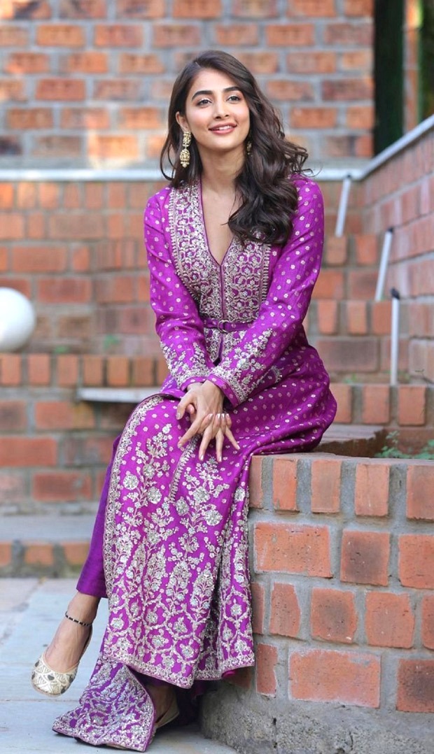 Pooja Hegde glows in Anita Dongre embroidered traditional dress Pooja Hegde glows in Anita Dongre embroidered traditional dress