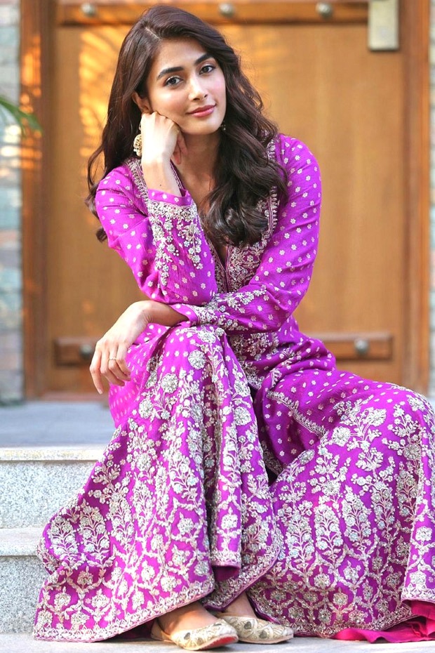 Pooja Hegde glows in Anita Dongre embroidered traditional dress Pooja Hegde glows in Anita Dongre embroidered traditional dress