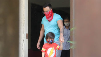 Saif Ali Khan, Kareena Kapoor Khan and Taimur spotted at Bandra