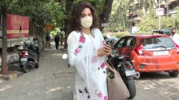 Taapsee Pannu spotted at Kromakay Salon in Juhu