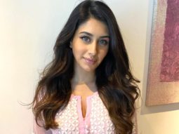 Warina Hussain turns 22, received a trunk full of birthday gifts and a special pendant