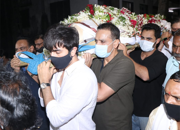 Rajiv Kapoor funeral: Ranbir Kapoor lends shoulder to uncle’s mortal remains; Alia Bhatt, Shah Rukh Khan attend