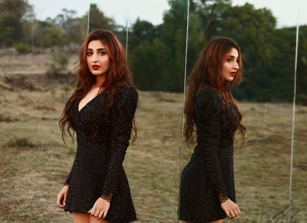 Dhvani Bhanushali is ruling hearts with her latest single 'Radha'