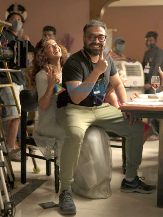 On The Sets From The Movie Do Baaraa