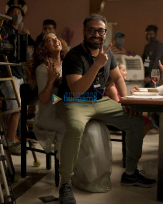 On the sets of the movie Do Baaraa