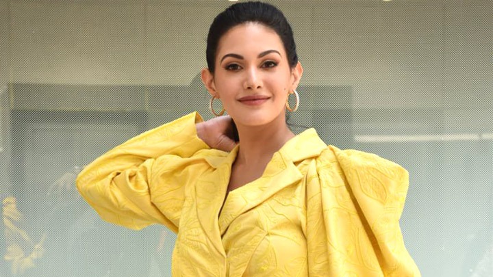 Emraan Hashmi Ya Kunal Kapoor? The better KISSER? Amyra Dastur chooses…| Rapid Fire Emraan Hashmi Ya Kunal Kapoor? The better KISSER? Amyra Dastur chooses…| Rapid Fire
