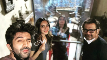 Kartik Aaryan welcomes Tabu back on the sets of Bhool Bhulaiyaa 2 as she brings portable Z++ bio-bubble to shoot