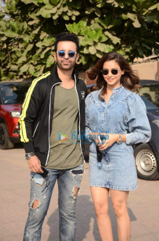 Photos: Aamir Ali and Aamna Shariff snapped in Versova