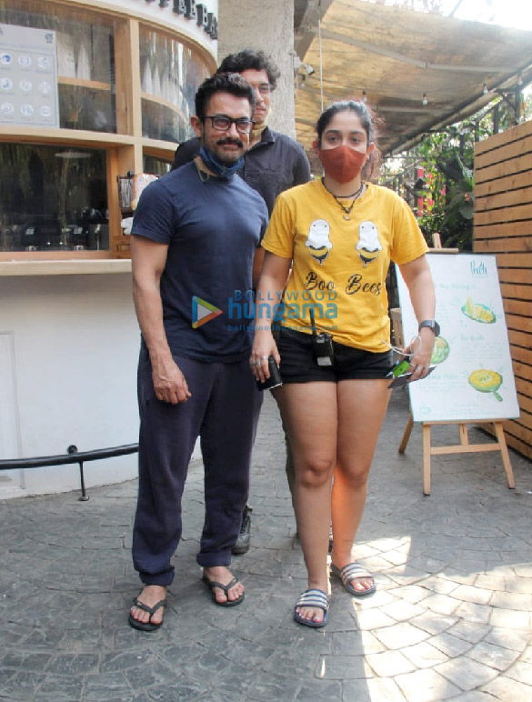 photos aamir khan ira khan and junaid khan spotted in bandra 3