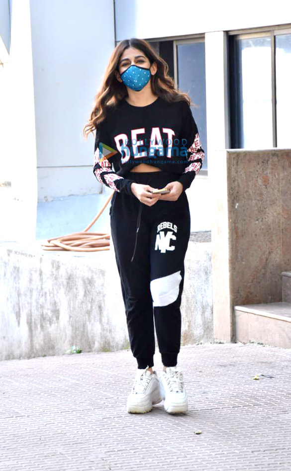 Photos: Alaya F snapped in Andheri Photos: Alaya F snapped in Andheri