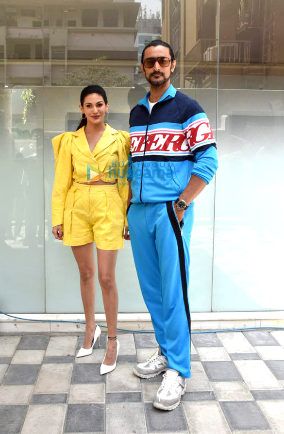 photos amyra dastur and kunal kapoor snapped during koi jaane na promotions 1 2
