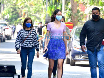 Photos: Ananya Panday snapped at a shoot in Bandra