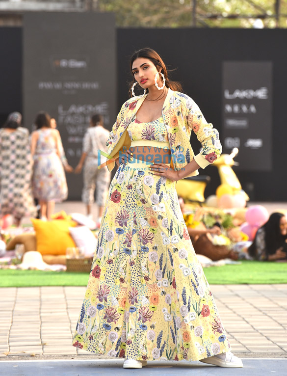 photos athiya shetty walks for payal singhal at lakme fashion week 2021 1