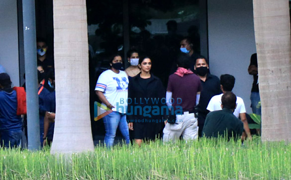 Photos: Deepika Padukone, Ananya Panday and Siddhant Chaturvedi snapped in town after shoot