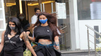 Photos: Disha Patani snapped at a salon in Bandra