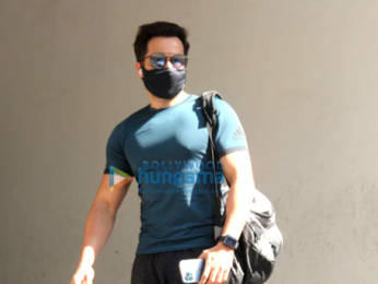 Photos: Emraan Hashmi spotted at a gym