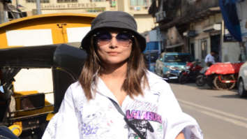 Photos: Hina Khan snapped in Andheri