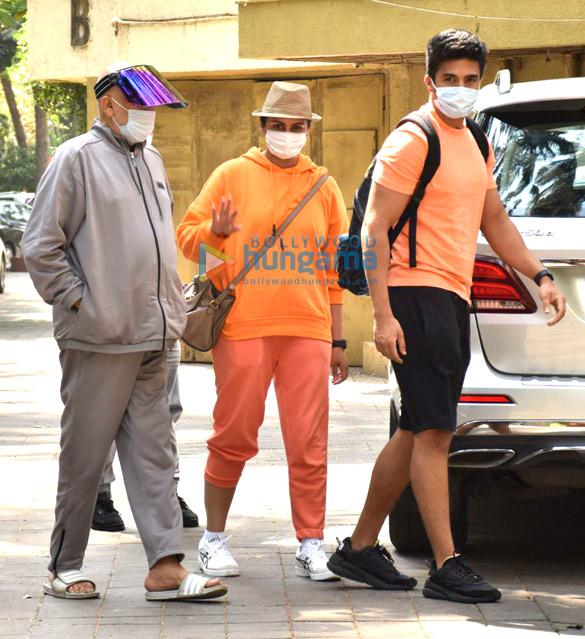 Photos: Huma Qureshi and Saqib Saleem snapped with their father in Juhu