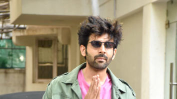 Photos: Kartik Aaryan snapped at a dubbing studio in Juhu