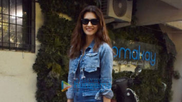 Photos: Kriti Sanon snapped at Kromakay salon in Juhu