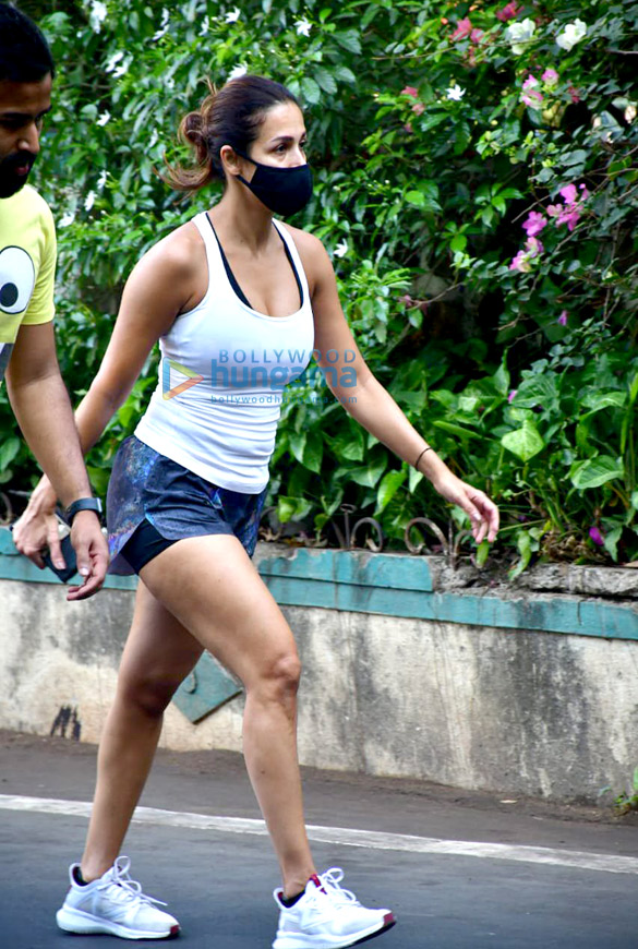 photos malaika arora spotted on a morning walk 3