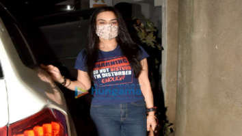 Photos: Preity Zinta snapped at BBlunt salon in Bandra