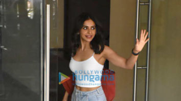 Photos: Rakul Preet Singh spotted at Bandra