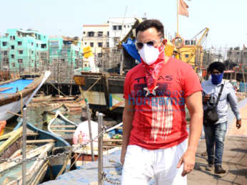 Photos: Saif Ali Khan snapped at Versova jetty in Andheri