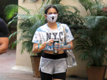 Photos: Sara Ali Khan snapped at the gym in Santacruz