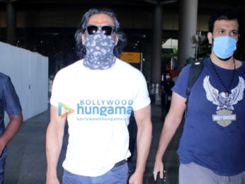 Photos: Sunny Deol, Hina Khan, Rocky Jaiswal and others snapped at the airport