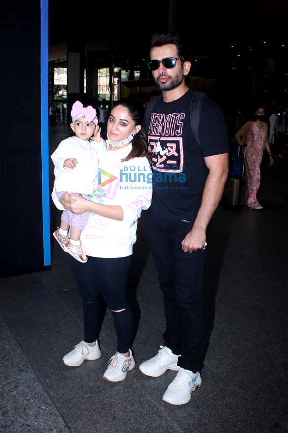 photos tamannaah bhatia sohail khan jay bhanushali and others snapped at the airport 3