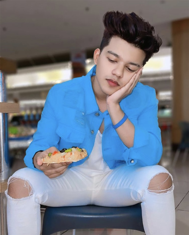 Riyaz Aly's latest pictures make us crave for pizza