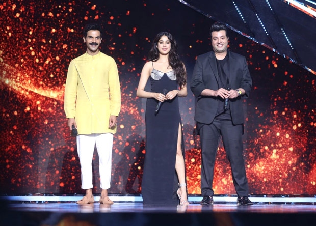 Janhvi Kapoor, Rajkummar Rao, Varun Sharma promote Roohi on the sets of Indian Idol 12