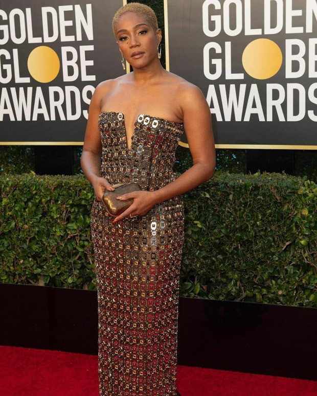 Golden Globes 2021 Rosamund Pike, Dan Levy, Nicole Kidman and more best dressed celebs steal the spotlight