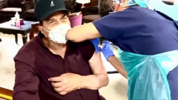 Dharmendra gets first dose of COVID-19 vaccine, watch video 