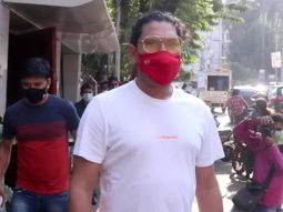 Yuvraj Singh spotted at cafe in Bandra