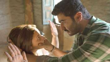 “We stopped counting the bruises on Pari”, says Dibakar Banerjee about the violent on-screen relationship that Arjun and Parineeti share in Sandeep Aur Pinky Faraar