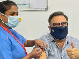 After Madhuri Dixit, Boman Irani receives second dose of Covid-19 vaccination; encourages everyone to take vaccine