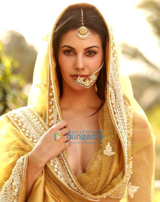 Celeb Photos Of Amyra Dastur